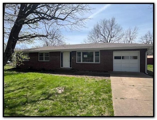 402 West Lawrence, Marionville, MO 65705