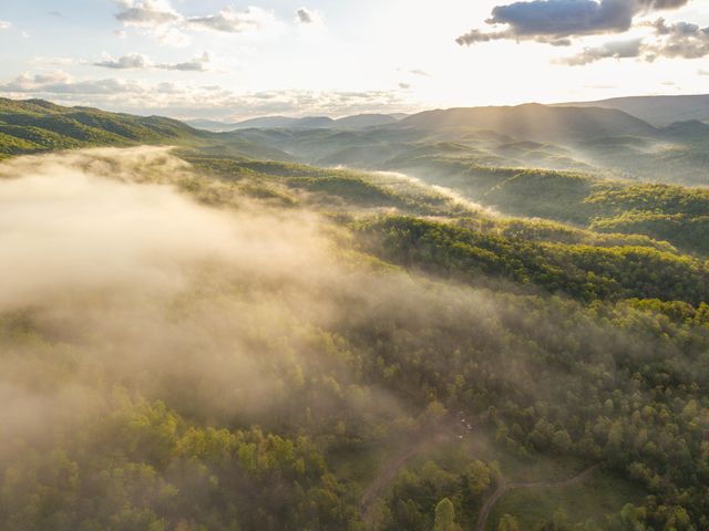 Coles Mountain Rd, Hot Springs, VA 24445