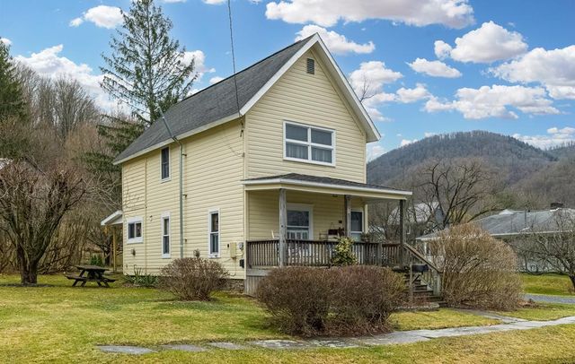 50 Pine St, Galeton, PA 16922