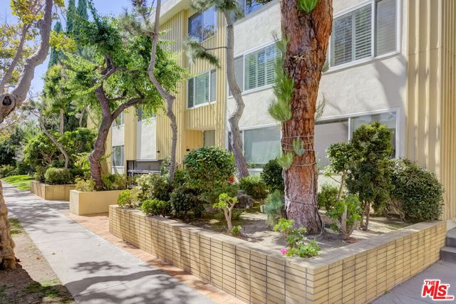 165 N  Swall Dr #303, Beverly Hills, CA 90211