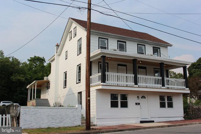 447 E  Market St, Williamstown, PA 17098