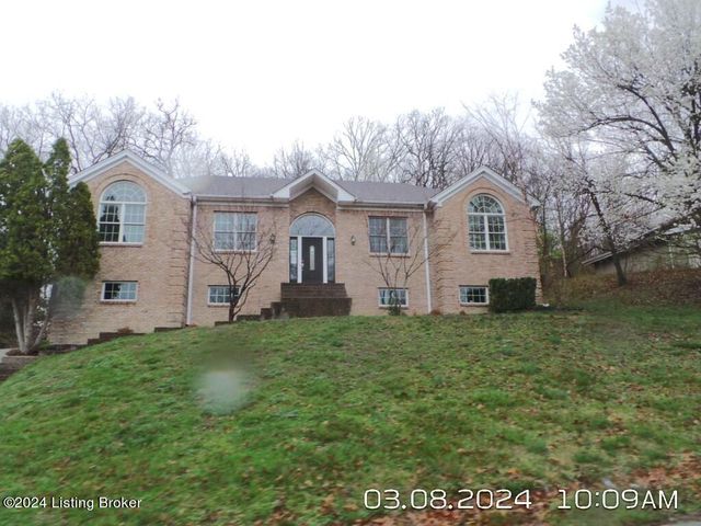 2907 Windsor Forest Dr, Louisville, KY 40272