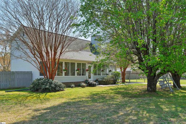 816 Cedar Rock Church Rd, Easley, SC 29640