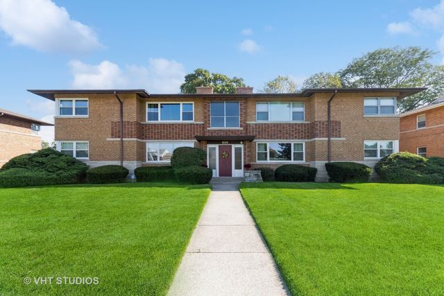 1431 Balmoral Ave #2N, Westchester, IL 60154