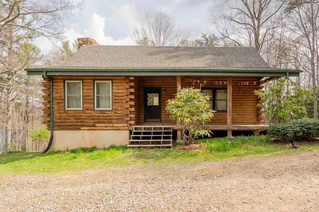 183 Pine Mountain Rd   NE, Floyd, VA 24091