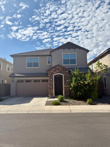 2559 E  Pelican Dr, Gilbert, AZ 85297