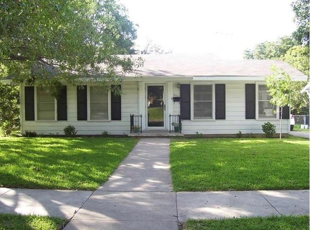 3909 Fort Ave, Waco, TX 76710