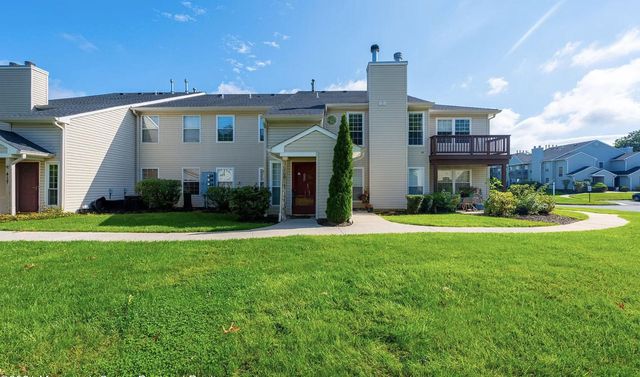 409 Yorkshire Pl #409, Morganville, NJ 07751