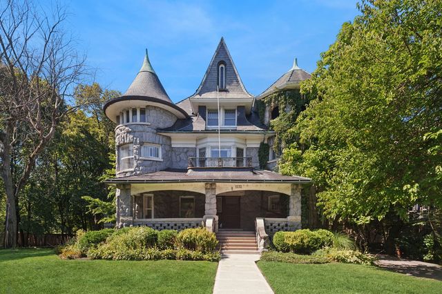 1232 Ridge Ave, Evanston, IL 60202