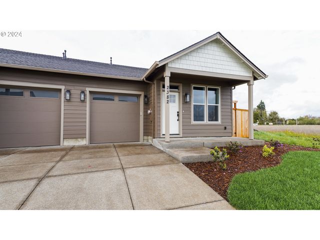 2382 W  9th Ave, Junction City, OR 97448