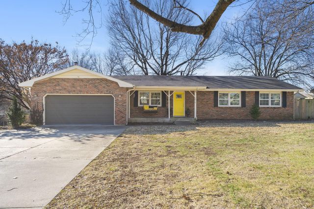 2816 East Imperial Circle, Springfield, MO 65804