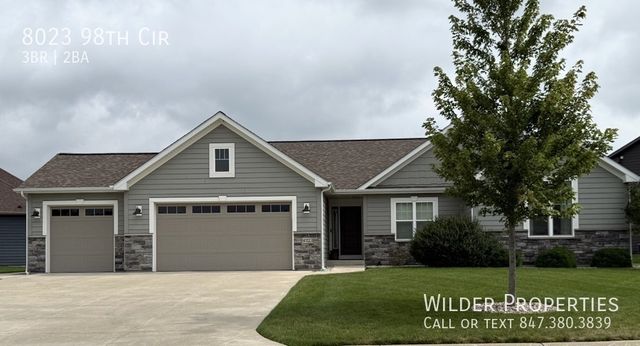 8023 98th Cir, Pleasant Prairie, WI 53158
