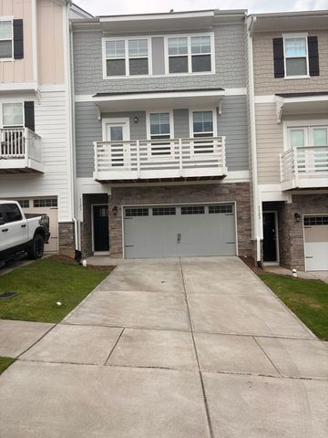 1121 Diamond Dove Ln, Apex, NC 27523
