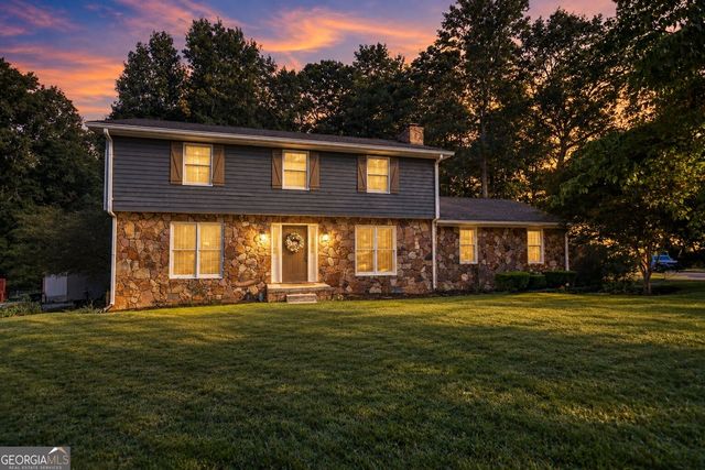 3655 Sugar Creek Ln SE, Conyers, GA 30094