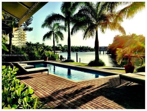 4780 Pine Tree Dr #4, Miami Beach, FL 33140