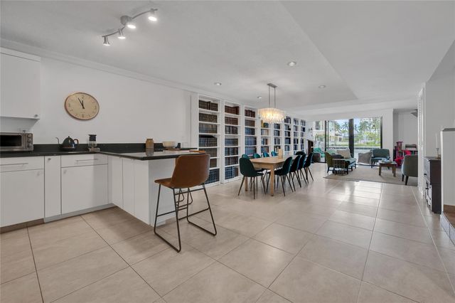 314 Poinciana Drive #806, North Miami Beach, FL 33160