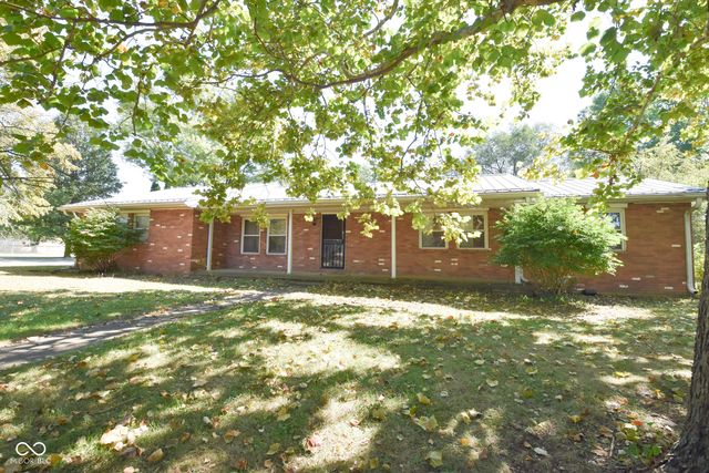 10812 N  Blue River Trl, Morristown, IN 46161