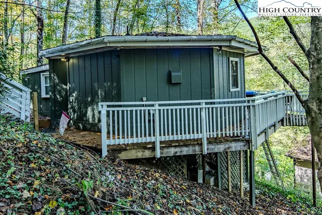 111 Skyview Lane, Beech Mountain, NC 28604