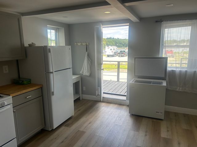 198 Hallworth Dr #2, Warwick, RI 02886