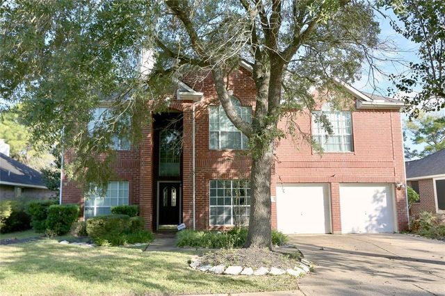 3611 Walden Dr, Pearland, TX 77584