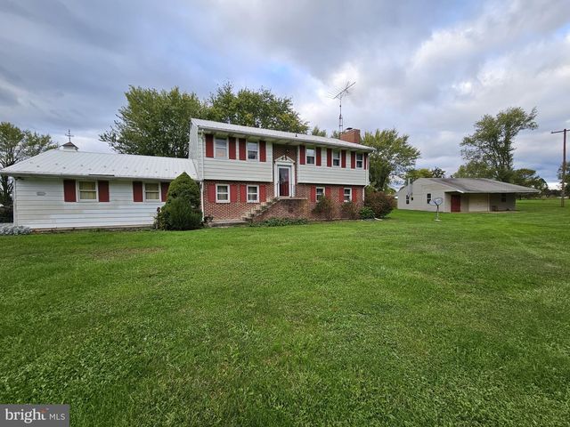 273 Protectory Rd, Abbottstown, PA 17301