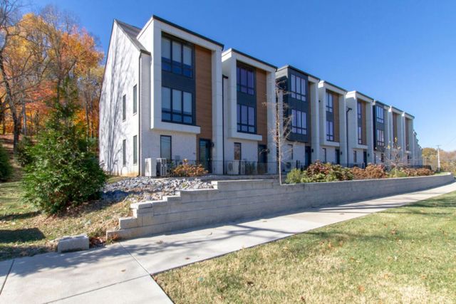 3746 Central Pike #16, Hermitage, TN 37076
