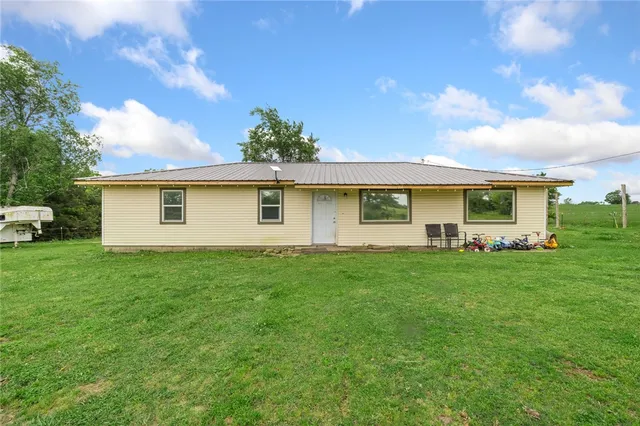 15112 Highway 235 S, Everton, AR 72633