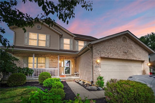 3937 White Spruce Cir, Dayton, OH 45424