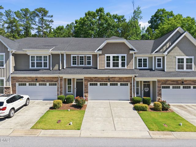 1017 Hero Pl, Cary, NC 27519