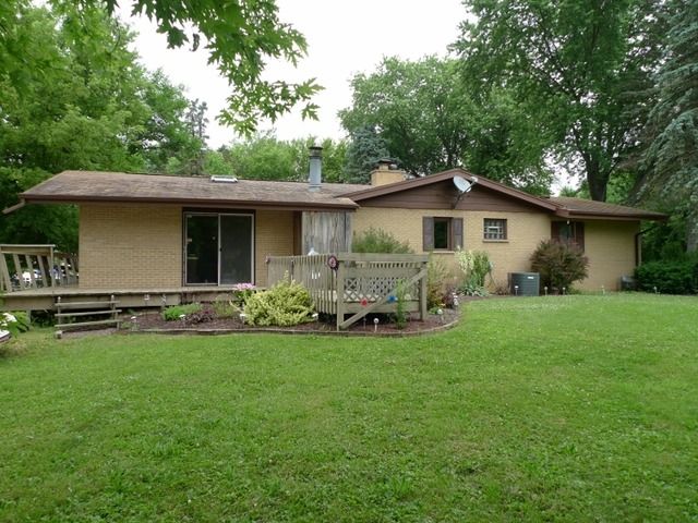 3311 Countryside Dr, Johnsburg, IL 60051