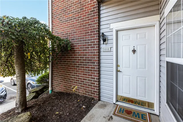 1111 Prescott Pl, Sewickley, PA 15143