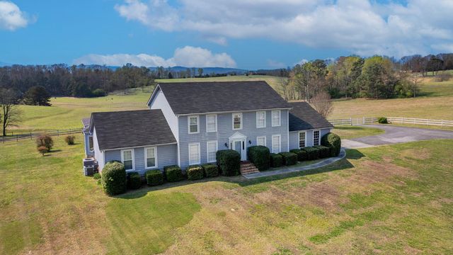 248 Country Estates Rd, La Fayette, GA 30728