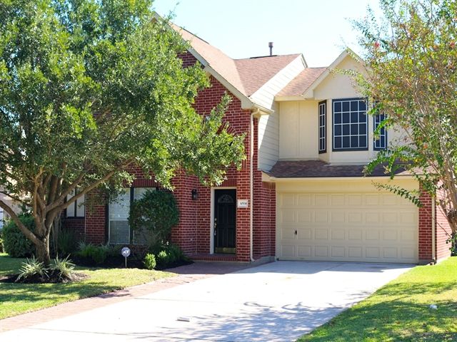30538 Country Meadows Dr, Tomball, TX 77375
