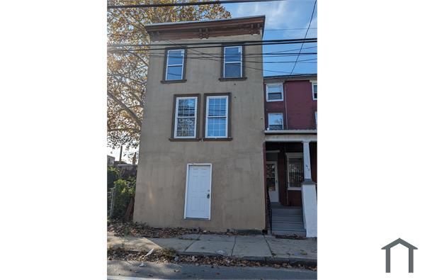 912 Madison St   #1-2-4, Chester, PA 19013