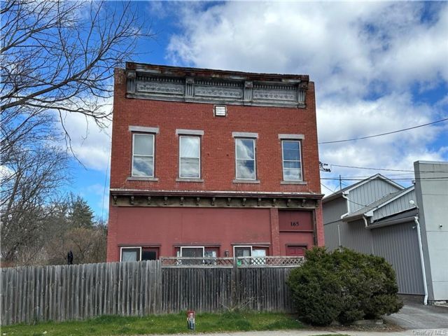165 Ulster Ave  #1, Saugerties, NY 12477