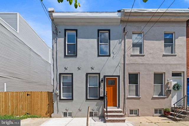 1717 Latona St, Philadelphia, PA 19146