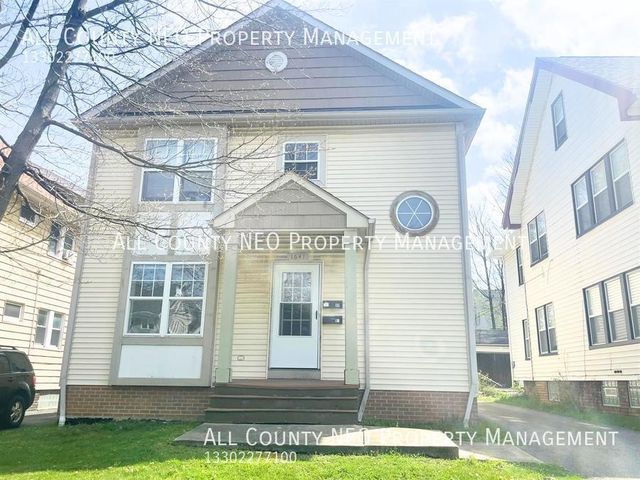 1641 Coventry Rd, Cleveland Heights, OH 44118