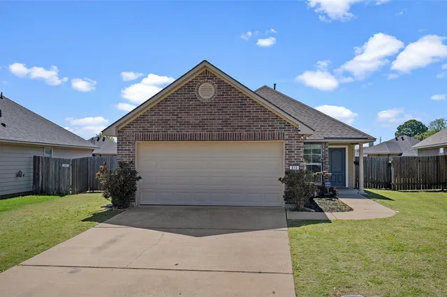 513 Linnhurst Dr, Bossier City, LA 71112