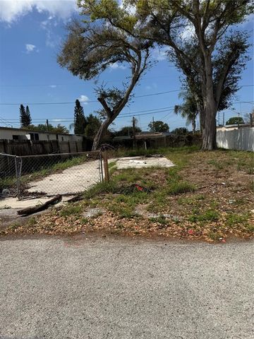 1939 Rally Ln #3, Holiday, FL 34690