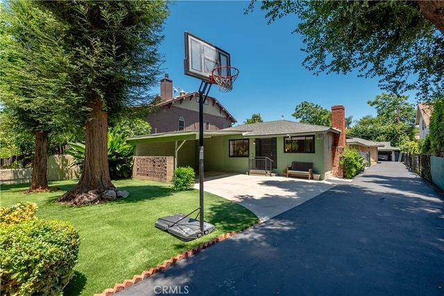 4450 Matilija Ave, Sherman Oaks, CA 91423