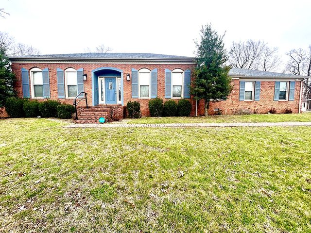 2000 Lakeview Dr, Madisonville, KY 42431