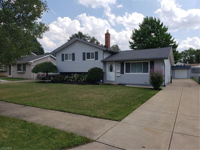 13661 Brookhaven Ave, Brookpark, OH 44142