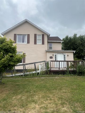10305 Willis Rd, Willis, MI 48191