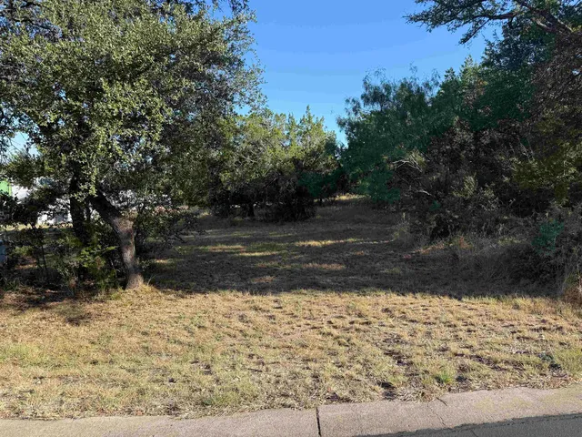 100 Little Joe, Horseshoe Bay, TX 78657