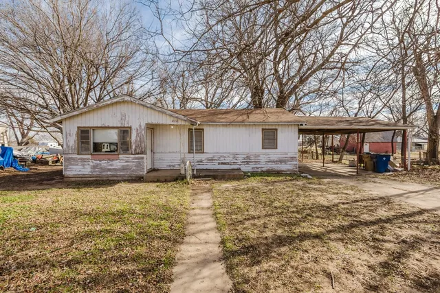310 N  High St, Argonia, KS 67004