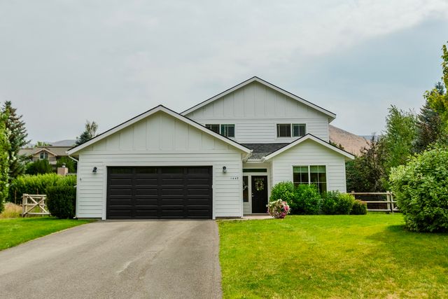1440 N  2nd Ave, Hailey, ID 83333