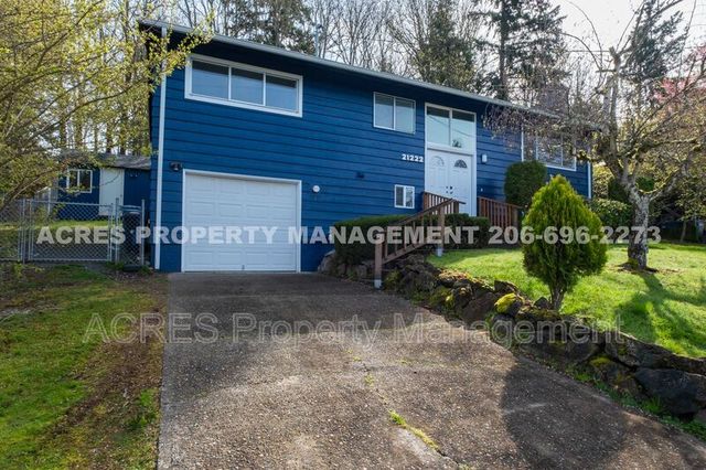 21222 15th Ave S, Seattle, WA 98198
