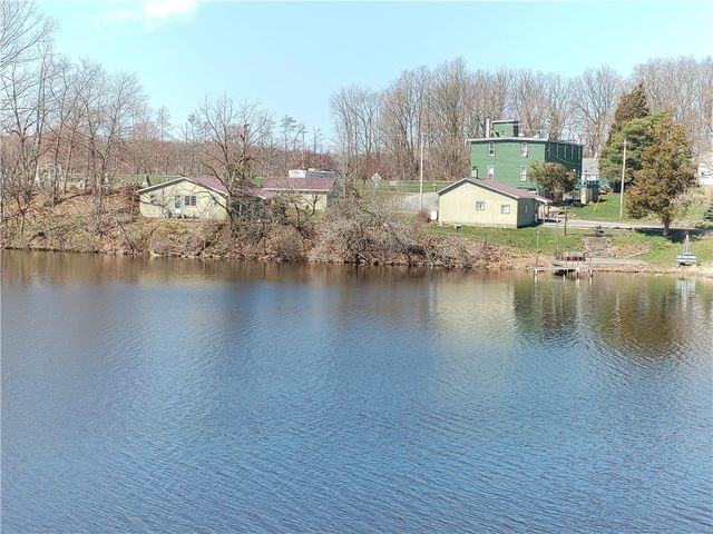 2125 Oak Orchard River Rd, Waterport, NY 14571