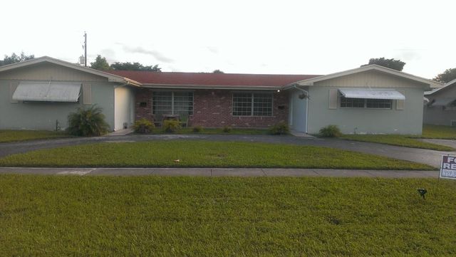 7324 NW 16th St, Plantation, FL 33313
