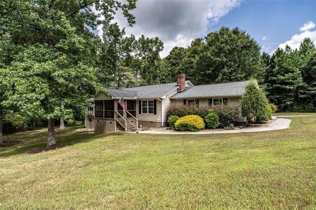 45 Wildflower Rd NE, Rome, GA 30161